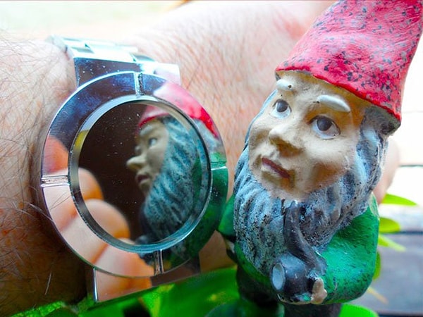 25. Часы Vanity Mirror