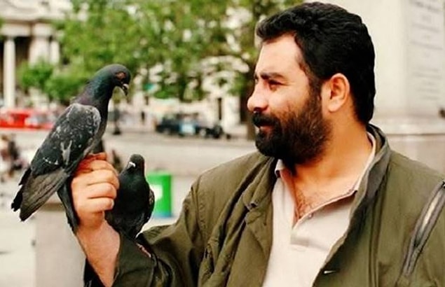 18. Sen benim hiç bir şeyimsin, yazdıklarımdan çok daha az. Hiç kimse misin? Bilmem ki nesin? Lüzumundan fazla beyaz. Sen benim hiçbir şeyimsin, varlığın yokluğun anlaşılmaz.
