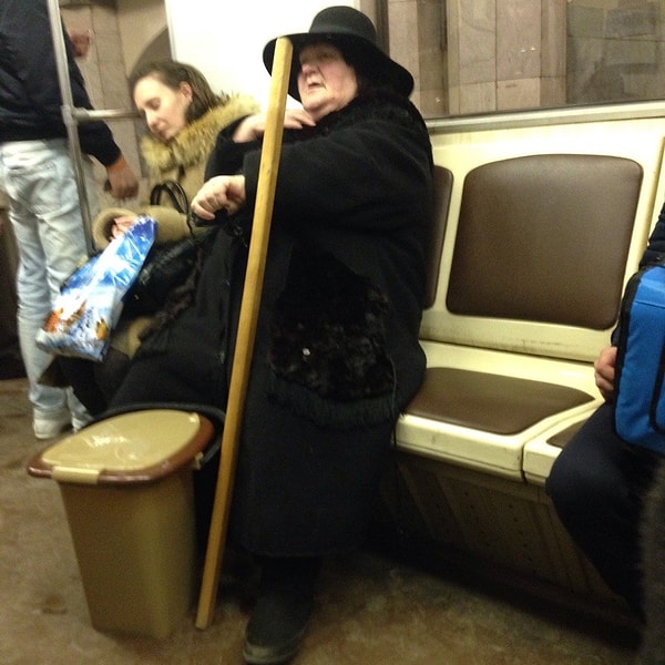 14. Хагрид едет на работу в Хогвартс