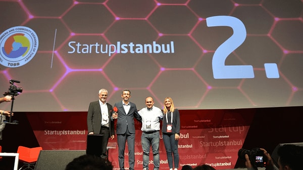 Innovera Labs, Startup Istanbul Challenge’da 2. olarak, girişim konusunda ne denli başarılı olduğumuzu da göstermiş oldu bir nevi.