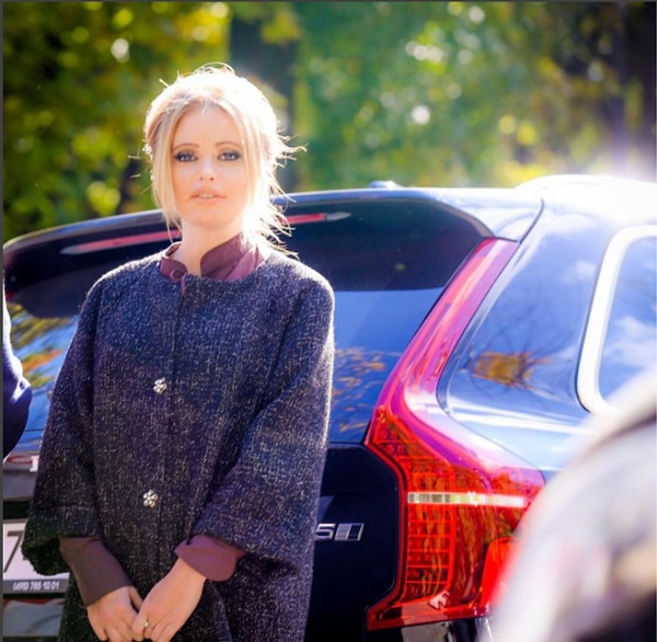 7. Глядя на нелестные комментарии поклонников, Борисова и сама задумалась, а правильный ли выбор она сделала.