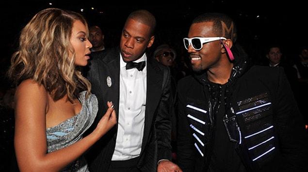 20. Kanye West, who thinks he is a sort of god, is also a Beyoncé fan!