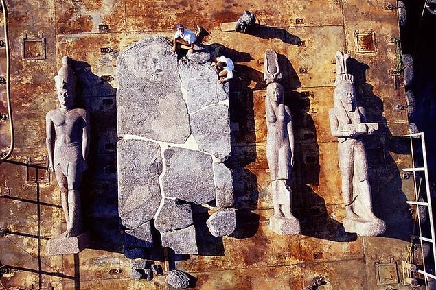 11. 22-meter Pharaoh statue:
