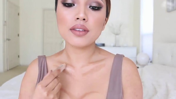 4. Выступающие ключицы