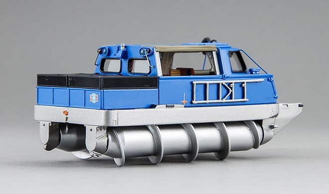 Шнековый болотоход - чудо, собранное 80-летним дедушкой