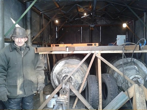 2. Приехал и увидел, что работа "кипит"