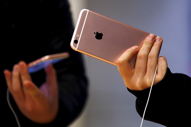iPhone 7 modellerinde bin 162 liraya kadar çıkan Türkiye’deki bu yasal ücretler, iPhone Plus modellerinde ise bin 311 lirayı buluyor.