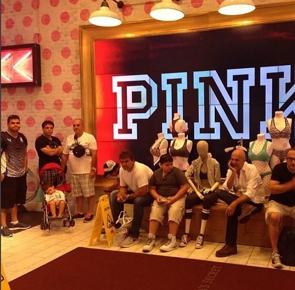 1. Victoria's Secret одно из самых страшных слов в жизни мужчины любого возраста...