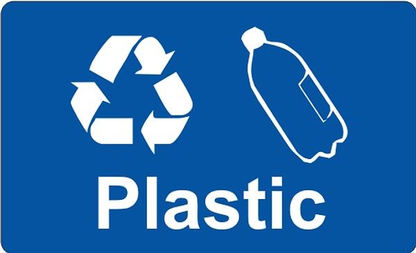 4. Tek bir plastik şişeyi geri dönüştürmek yaklaşık 6 saat yanabilecek 60W'luk bir ampul için yeterli enerjiyi muhafaza edebilir.