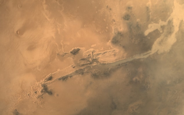 11. Valles Marineris