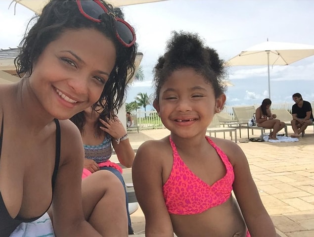 14. Christina Milian and her cute daughter rocking their natural hair. 😻👻