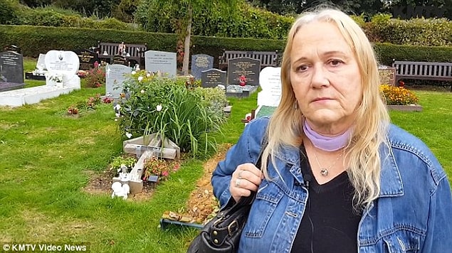 63 yaşındaki anne Vanessa Bates'e göre ise oğlu düşmanları tarafından öldürülmüş olabilir. Karanlık işleri araştırıyor olması ve hükümetlerin örtbas ettiği konulara çomak sokuyor olması Max'in sonunu getirmiş olabilir mi?