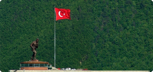 2. Dünya'nın en büyük Atatürk heykeli