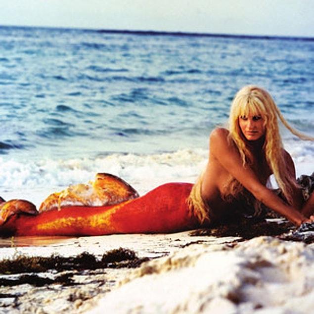 When we think of a mermaid, we dream of a white girl with blonde or red hair, we dream of The Little Mermaid or Daryl Hannah from Splash.