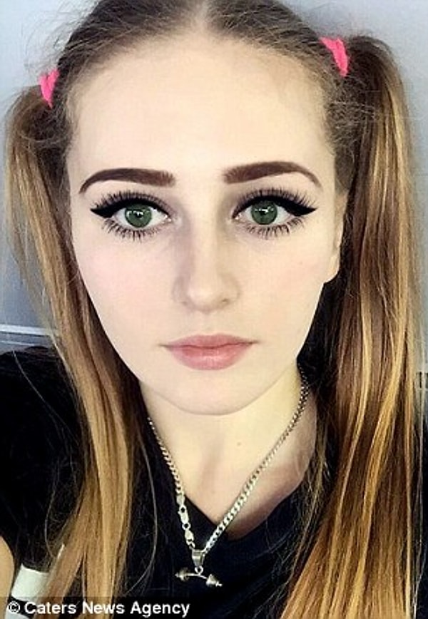 10. К сожалению, зависть всегда сопутствует успеху. Юле пришлось столкнуться с ней в прямом смысле этого слова лицом к лицу.