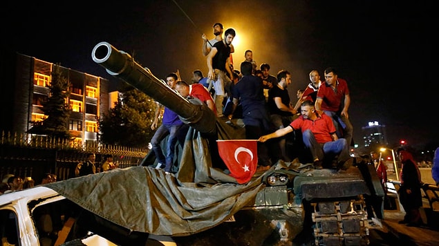 15 Temmuz darbe girişimi ile ilgili ne düşünüyor?