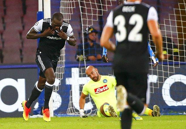 GOOLLL! (38') Aboubakar | Napoli 1-2 Beşiktaş