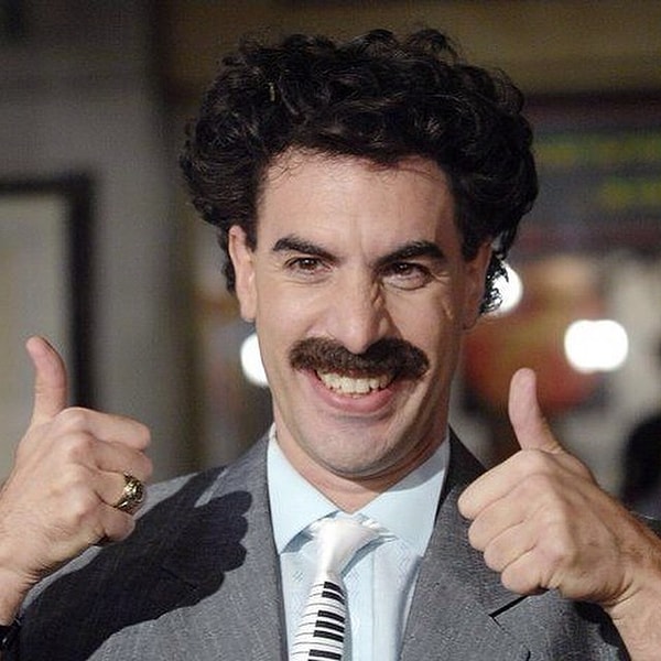 6. "Увидела, как на машине, которую я подарила своему бывшему жениху, разъезжает его новая девушка. Машина все еще оформлена на меня. Я просто заявила в полицию об угоне своего авто".