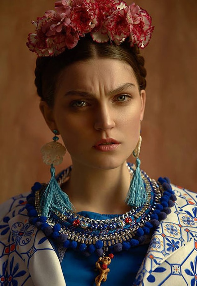 23. Stilleri de ruhları gibi rengarenk olan bu kadınlar, Frida Kahlo akımının birbirinden güzel, zevkli ve de eşsiz örnekleri…