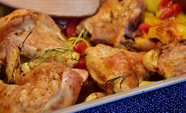 8. Куриное филе с яблоками