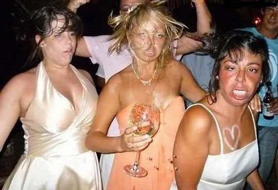 24 Nightclub Photos Gone So Wrong!