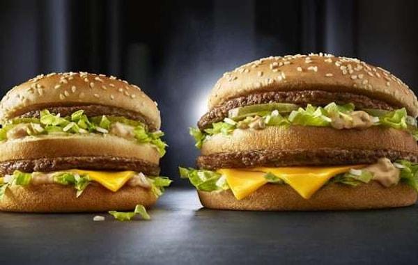 9. Bir defasında Japonya'da, iki adet Big Mac büyülüğündeki bir Big Mac satışa çıkarılmış.