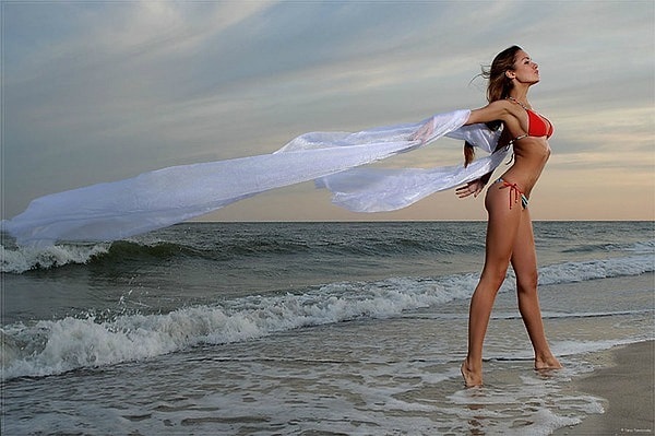 4. Идеальная осанка, плавность движений, походка «от бедра»