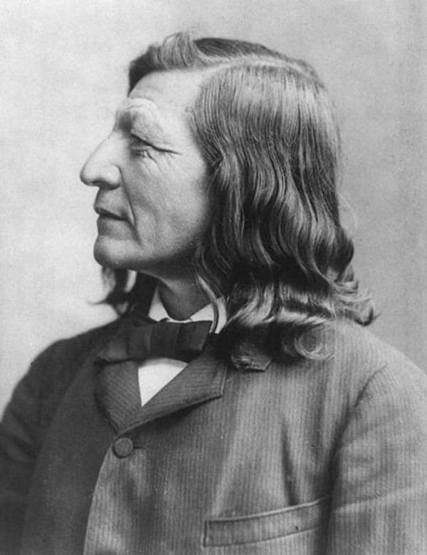 10. Цивилизация обрушилась на меня… и не добавила ни крупицы к моей любви к правде, честности и щедрости.