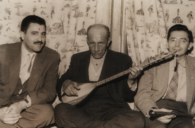 9. Ben bir insanoğlu sen bir dut dalı, ben babamı sen ustanı unutma.