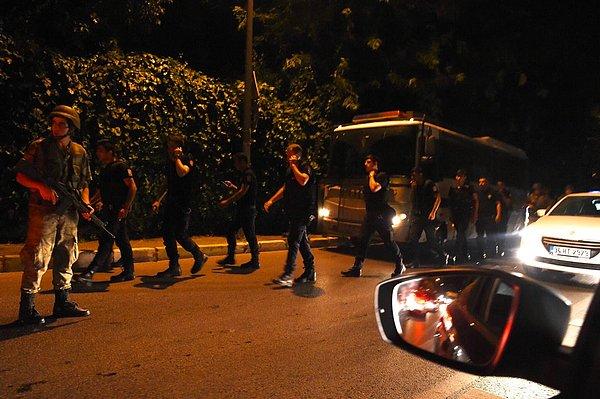 2- "Özel Harekât ve Çeviktekiler askere teslimiyet göstersin, Ankara'da kim varsa silahını alıp direnen herkesi indirsin"