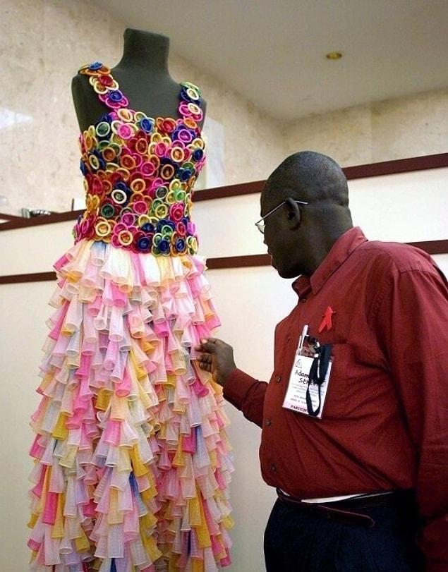 8. This condom gown is a message for the newly weds!