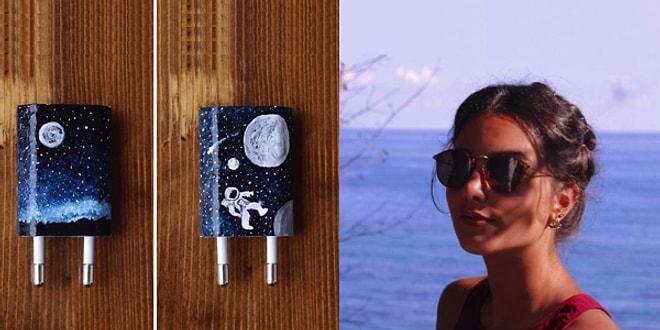 iPhone Şarjlarını Oje ile Muhteşem Sanat Eserlerine Çeviren Deniz Akmehmet ile Tanışın!