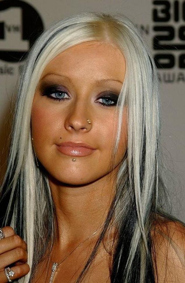 6. Christina Aguilera also had a piercing during her earlier years.