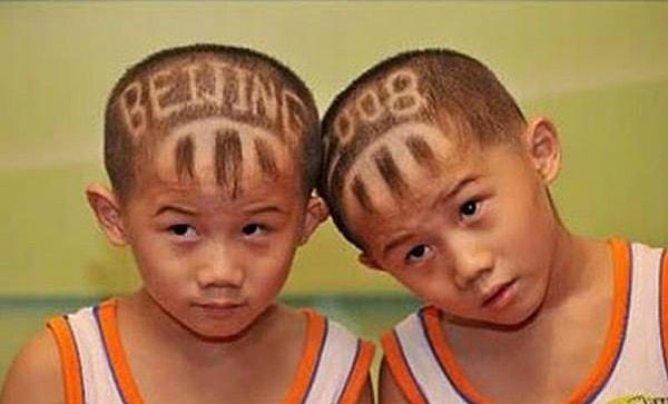 7. Olimpiyat oyunlarından sonra doğan Çinli çocukların 4.000'den fazlasının ismi olimpiyat oyunları anlamına gelen 'Aoyun'.