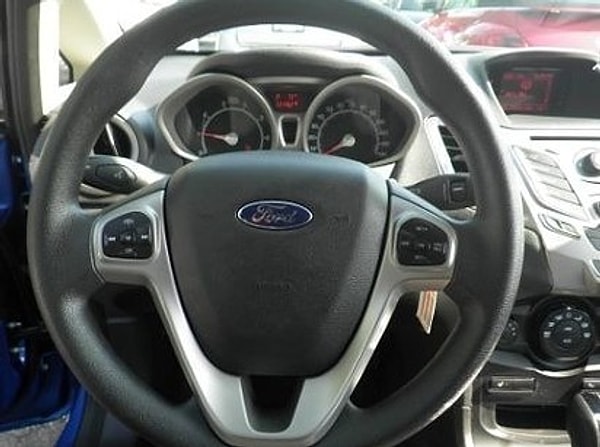 11. Этот руль похож на мордочку динозаврика Йоши