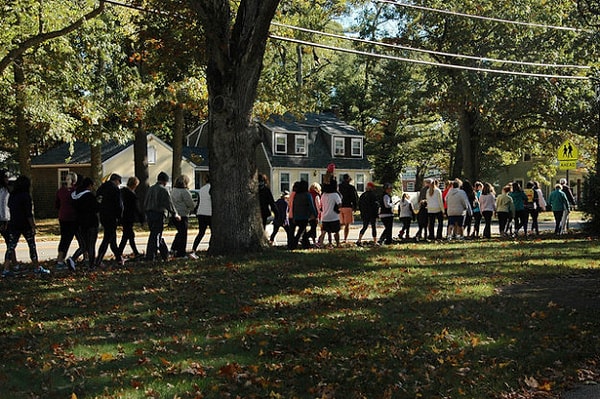 6. Берк организовала парад как способ помочь женщинам «восстать против тех, кто заставляет их стыдиться собственного тела, и событий истории, на протяжении которой мужчины предъявляли стандарты к женскому телу».
