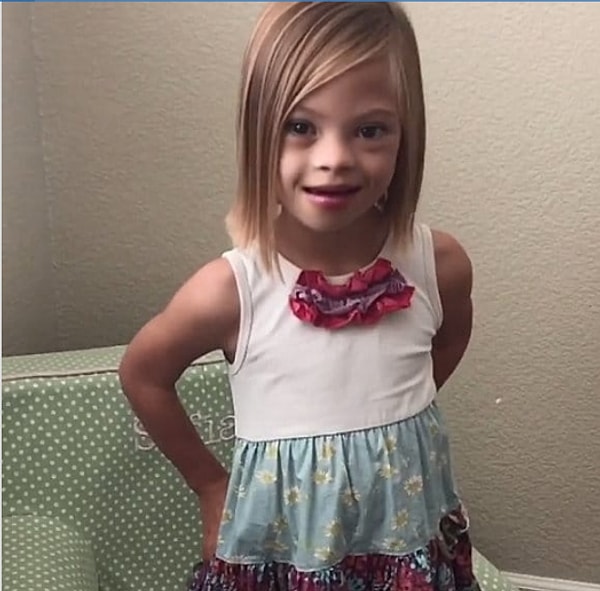 11. Всего через несколько недель Дженнифер начала выкладывать видео, на которых София рассказывает о синдроме Дауна.