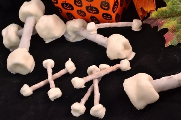 11. Брецели-косточки