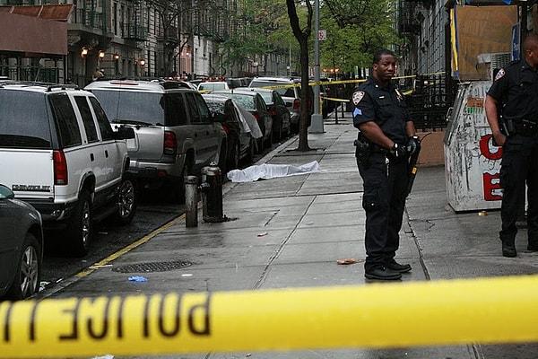 12. 26 Kasım 2012'de, New York City'de herhangi bir suç vakası yaşanmamış. Bu, şehrin tarihinde olaysız geçen ilk ve tek günmüş.