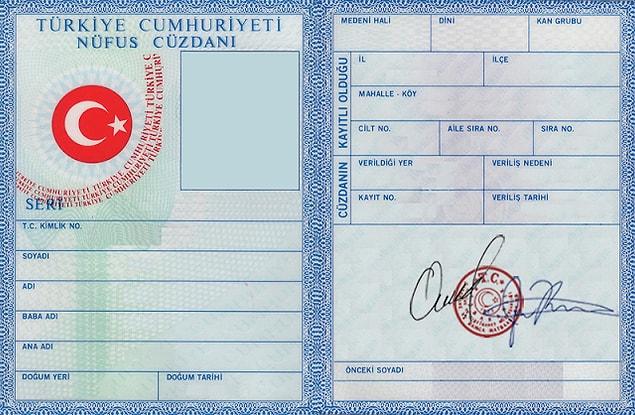 11. Türkiye’de resmi kayıtlara geçmiş en uzun soyadı "Ayyıldızlı Kırmızı Bayrak Taşıyan Kahramanoğlu"dur.