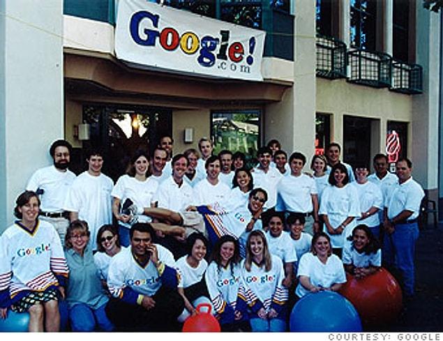 The company moves to Palo Alto. (1999)