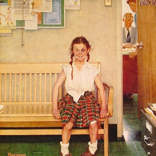 Forrest'ı annesini koridorda beklerken gördüğümüz bu sahne Norman Rockwell’in "Girl with a Black Eye" resminden esinlenilmiştir.