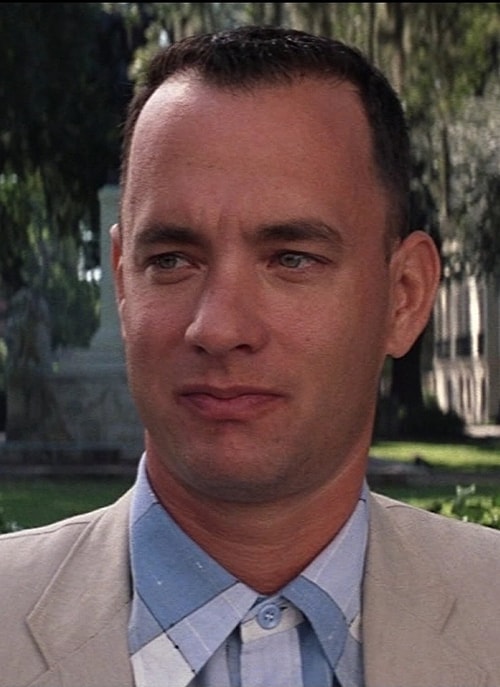 Sayıca çok fazla olan koşma sahnelerinin çekimlerinde bitkin düşen Tom Hanks kardeşi Jim Hanks'i dublör olarak kullandı.