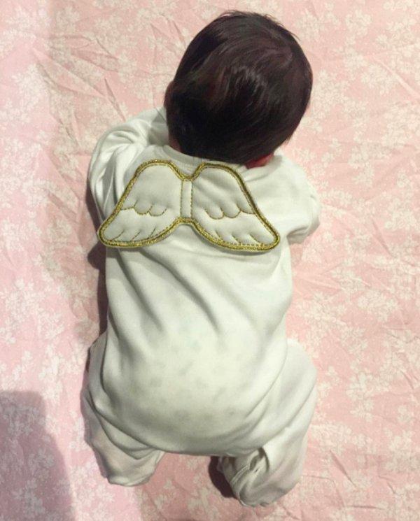 7. Buse Terim Bahçekapılı, yeni doğan kızı Nil'in ilk fotoğrafını Instagram hesabından takipçileri ile işte böyle paylaştı.