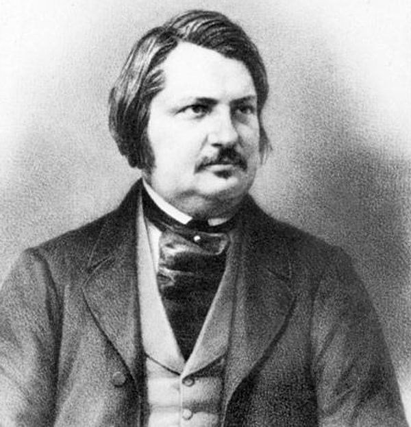 4. В 1827 году известный писатель Оноре де Бальзак написал книгу под названием «Искусство ношения галстука», а к середине XIX века  в Англию пришла мода на длинный цветной галстук — прототип современного