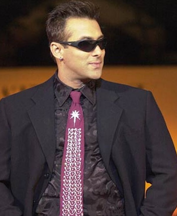 19. Самый дорогой галстук в мире был создан студией дизайна из Индии Satya Paul Design Studio