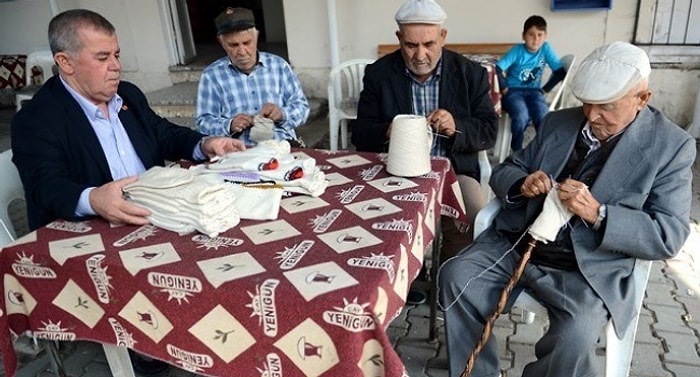 Örgü Örmeyi Bilen İnsanlarla Sevgili Olanların Çok Şanslı Olmasının 15 Nedeni