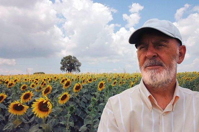 'Yabancılaşmaya karşı tarihimizi savunan Mustafa Kutlu'