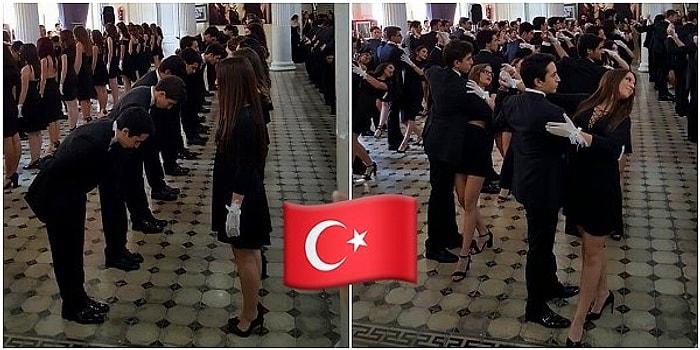 Ve Dünya 4 Dakikalığına Güzelleşti: İzmir Atatürk Lisesi Cumhuriyet Balosu Dans Gösterisi