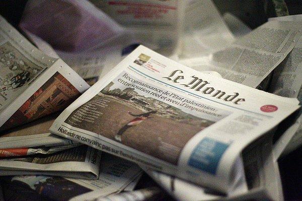 Fransa'nın bütün yazılı ve görsel basınında ilk haber olarak yer aldı.